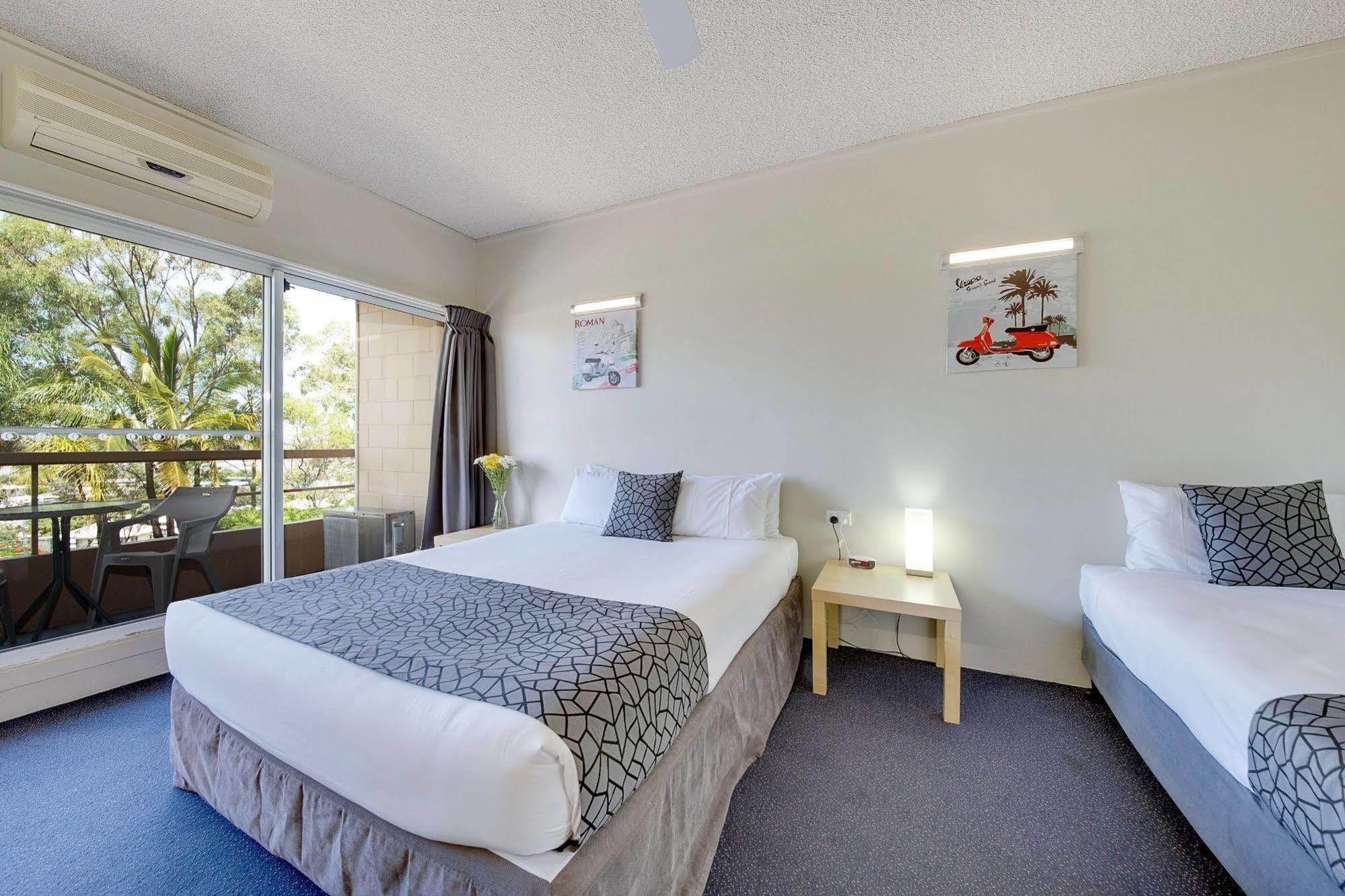 Camelot Motel Gladstone Exteriör bild